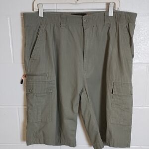 Khaki Green Outdoor Lifestyle Cargo Shorts Lightweight Stretch